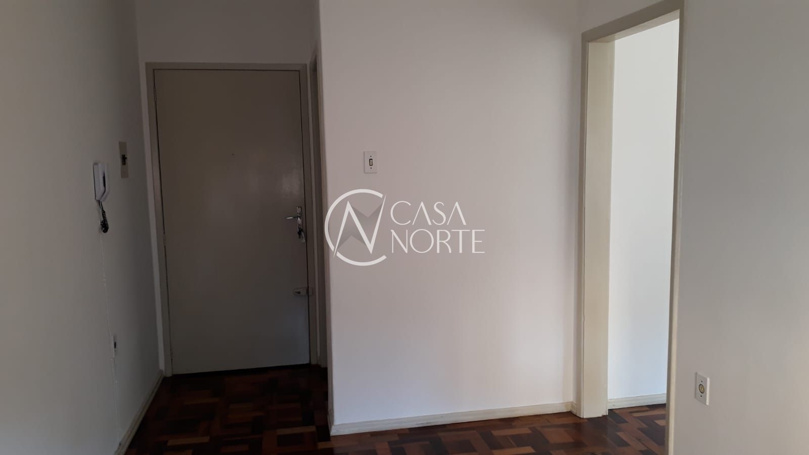 Apartamento à venda com 1 quarto, 35m², 1 vaga, Avenida Taquary no bairro Cristal em Porto Alegre