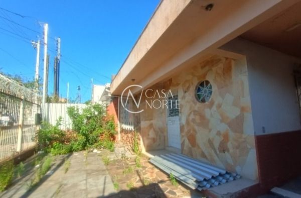 Casa à venda com 2 quartos, 162m², 3 vagas, Avenida Alberto Pasqualini no bairro Jardim Sabará em Porto Alegre