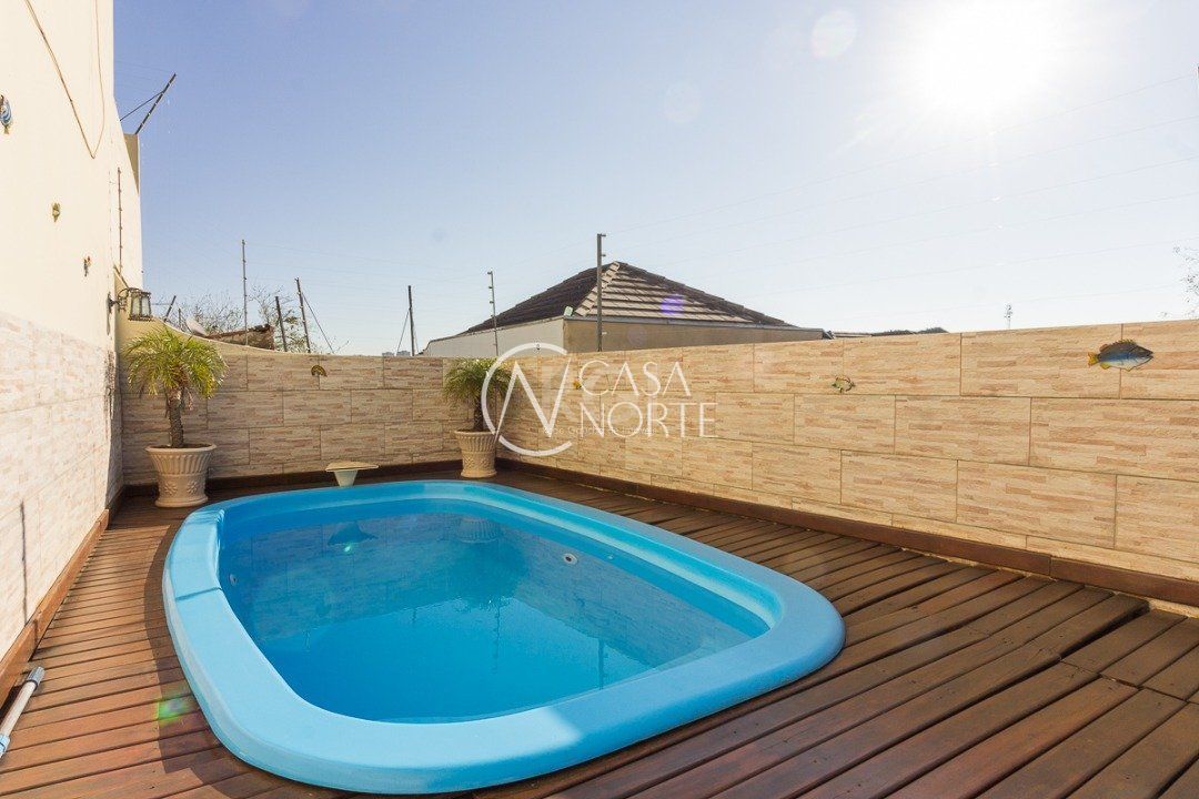 Casa de Condomínio à venda com 3 quartos, 191m², 1 suíte, 2 vagas, Rua Landel de Moura no bairro Tristeza em Porto Alegre