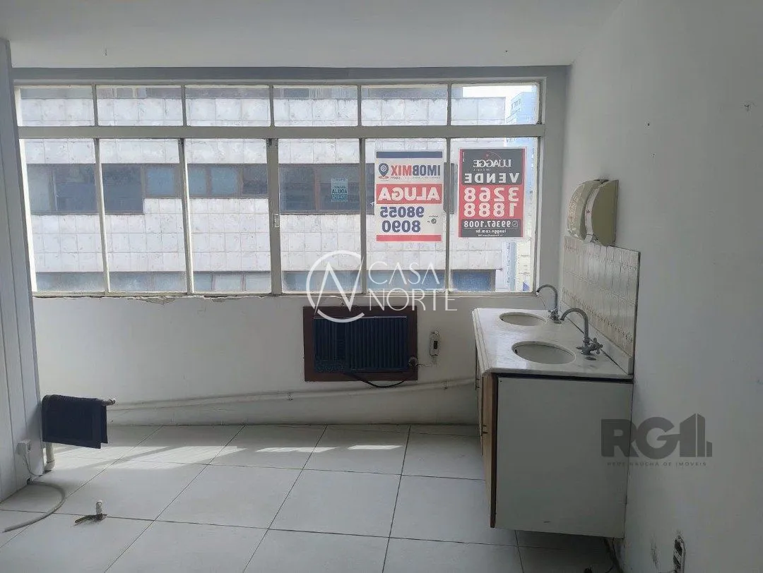 Sala Comercial à venda , Rua Doutor Flores no bairro Centro Histórico em Porto Alegre