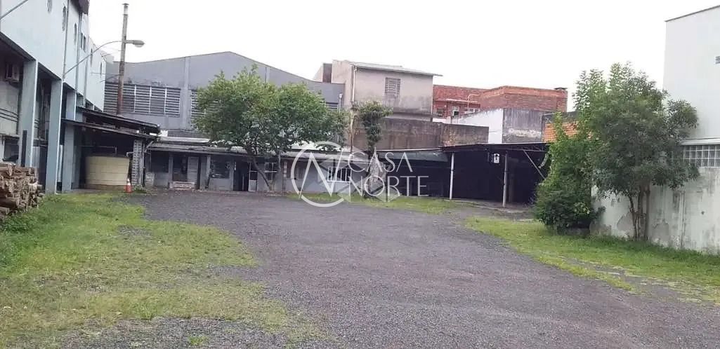 Terreno à venda  com 1089m², Avenida Berlim no bairro São Geraldo em Porto Alegre