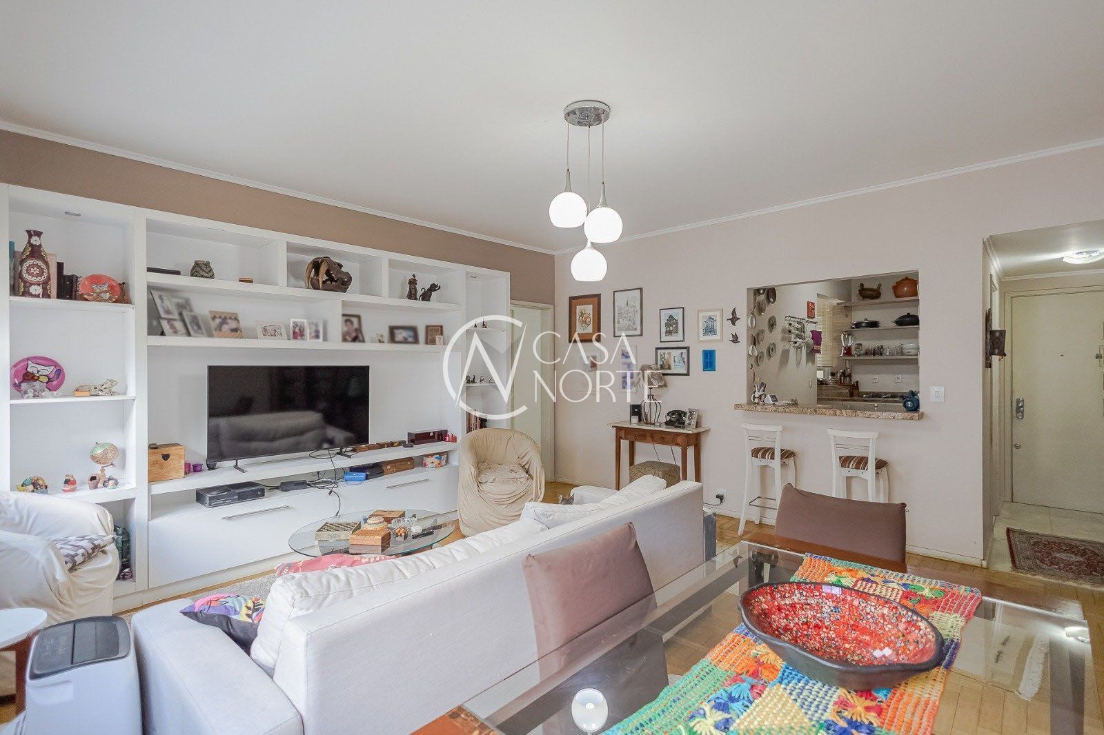 Apartamento à venda com 3 quartos, 106m², 1 suíte, 1 vaga, Rua André Puente no bairro Independência em Porto Alegre