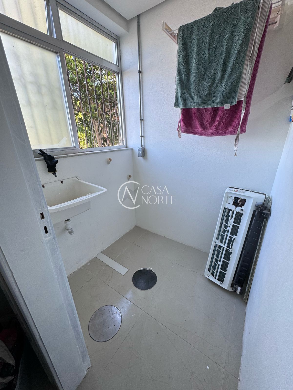 Apartamento à venda com 2 quartos, 59m², 1 vaga, Rua Landel de Moura no bairro Tristeza em Porto Alegre