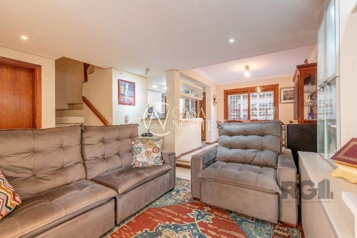 Casa de Condomínio à venda com 3 quartos, 250m², 1 suíte, 2 vagas, Rua Landel de Moura no bairro Tristeza em Porto Alegre