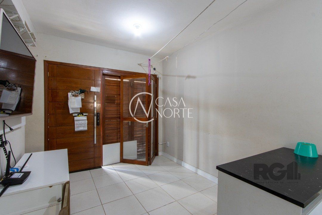 Casa de Condomínio à venda com 2 quartos, 65m², 1 vaga, Rua Pau-Brasil no bairro Hípica em Porto Alegre