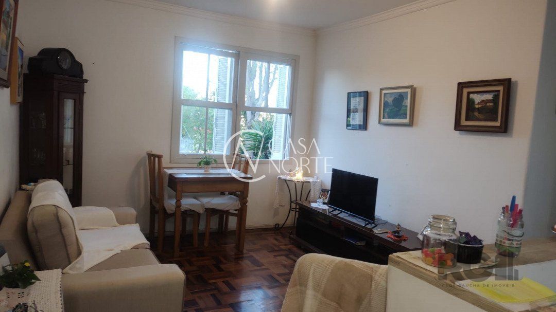 Apartamento à venda com 2 quartos, 61m², Avenida Wenceslau Escobar no bairro Tristeza em Porto Alegre