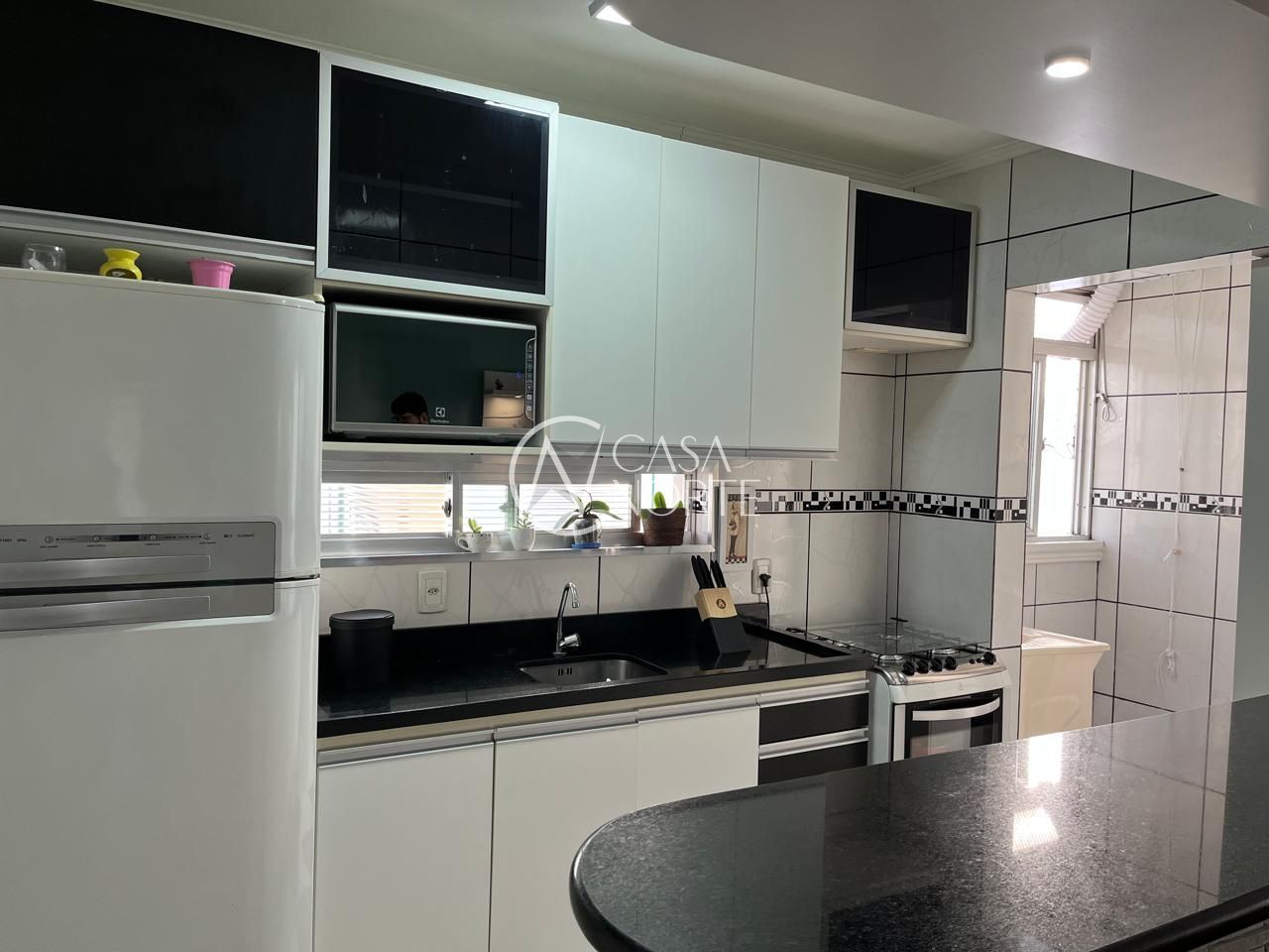 Apartamento à venda com 2 quartos, 60m², 2 vagas, Avenida Fábio Araújo Santos no bairro Nonoai em Porto Alegre