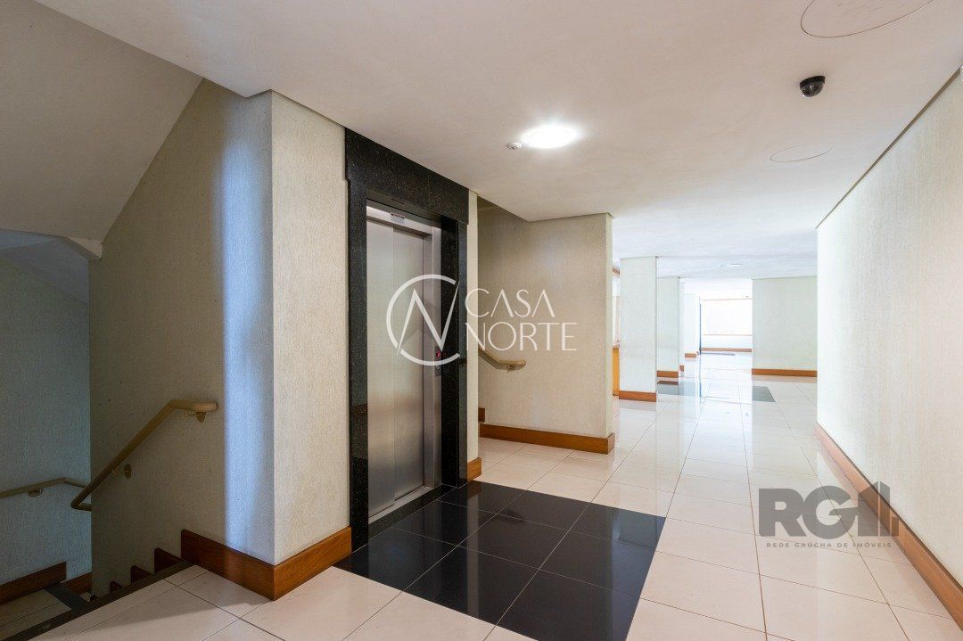 Apartamento à venda com 3 quartos, 200m², 3 suítes, 5 vagas, Avenida Cai no bairro Cristal em Porto Alegre