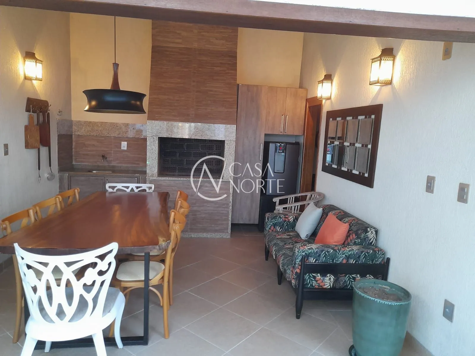 Casa de Condomínio à venda com 3 quartos, 159m², 1 suíte, 2 vagas, Rua Doutor Barcelos no bairro Tristeza em Porto Alegre