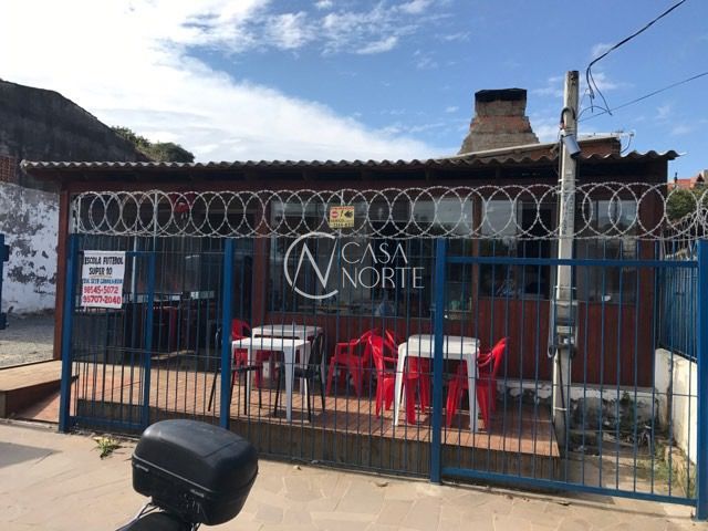 Casa à venda com 3 quartos, 212m², Rua João Mora no bairro Camaquã em Porto Alegre