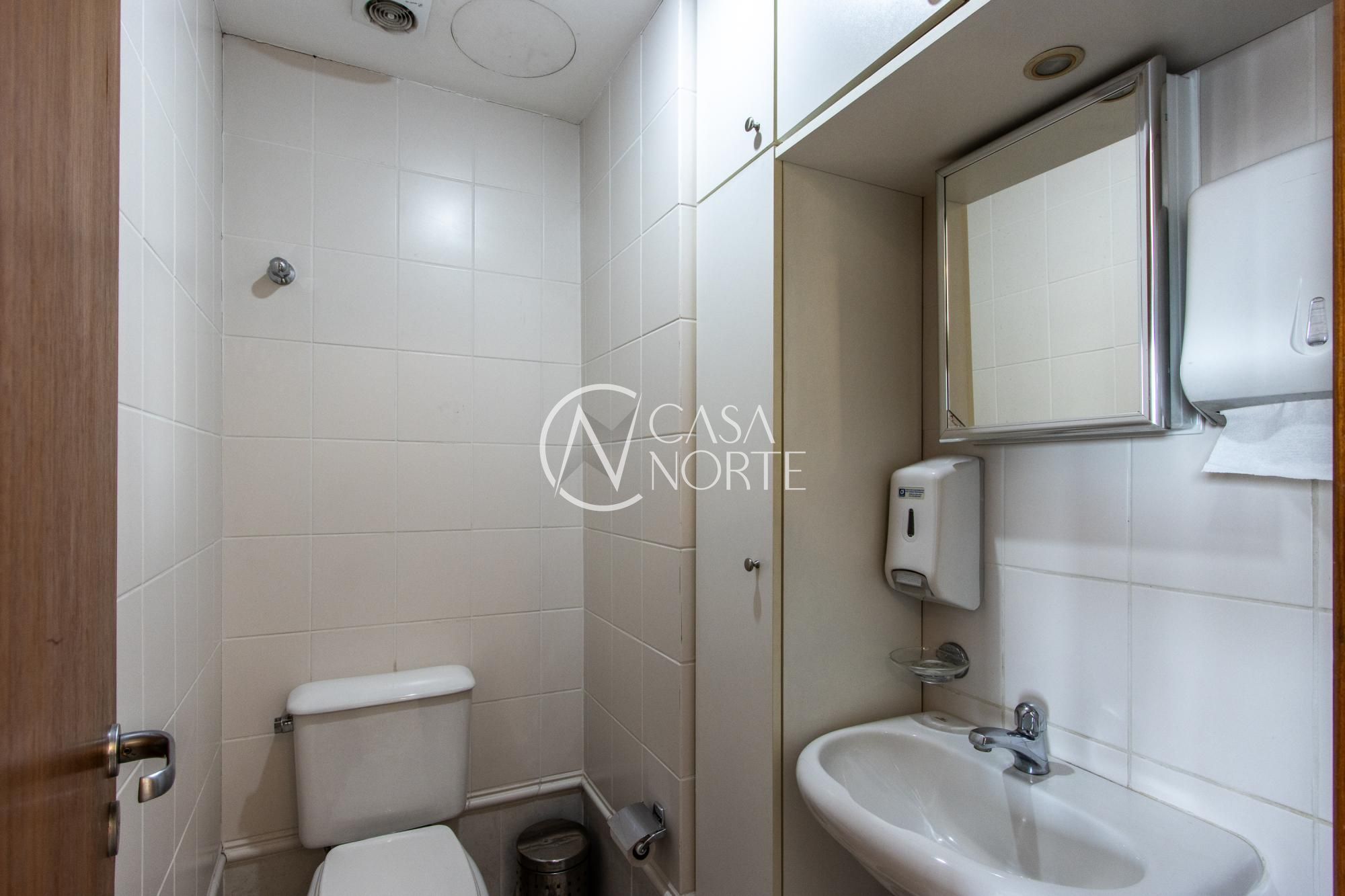 Sala Comercial à venda , 33m², 1 vaga, Avenida Borges de Medeiros no bairro Praia de Belas em Porto Alegre
