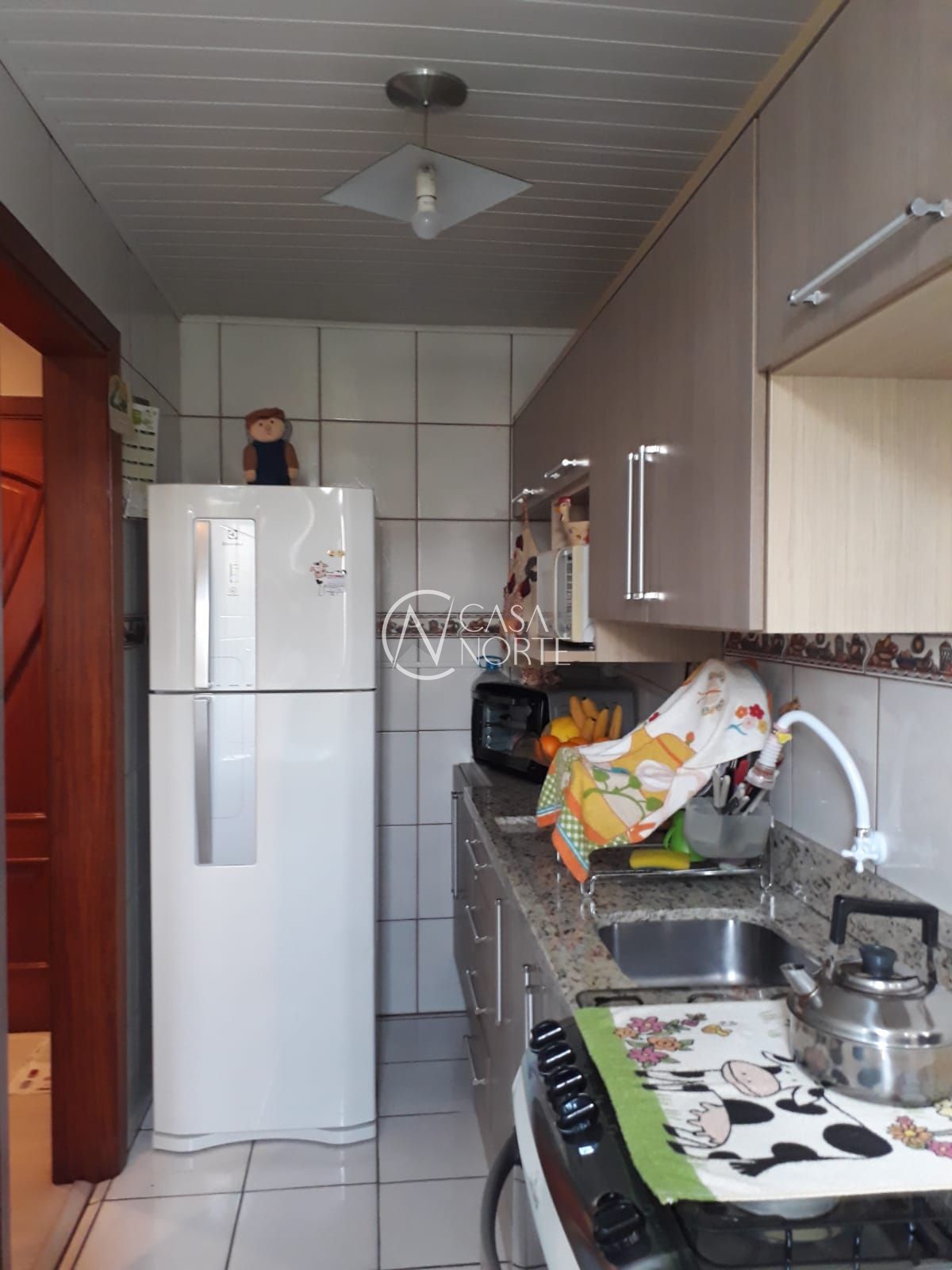 Apartamento à venda com 2 quartos, 52m², 1 vaga, Rua Joaquim de Carvalho no bairro Vila Nova em Porto Alegre