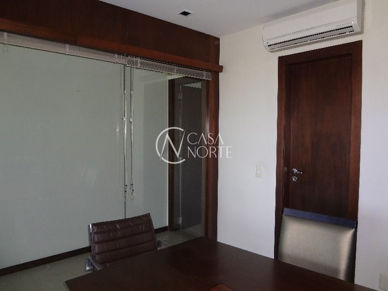 Sala Comercial à venda com 2 quartos, 65m², Rua Washington Luiz no bairro Centro Histórico em Porto Alegre