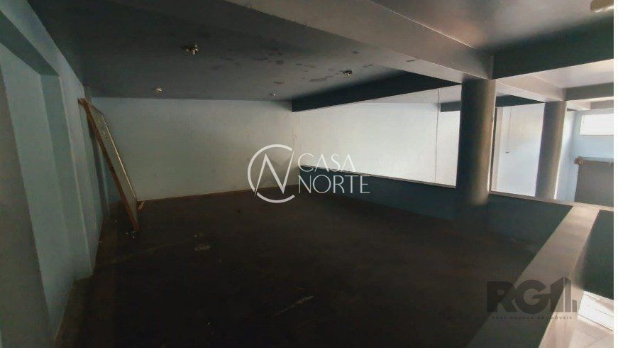 Loja à venda , 209m², Avenida Presidente Franklin Roosevelt no bairro Navegantes em Porto Alegre