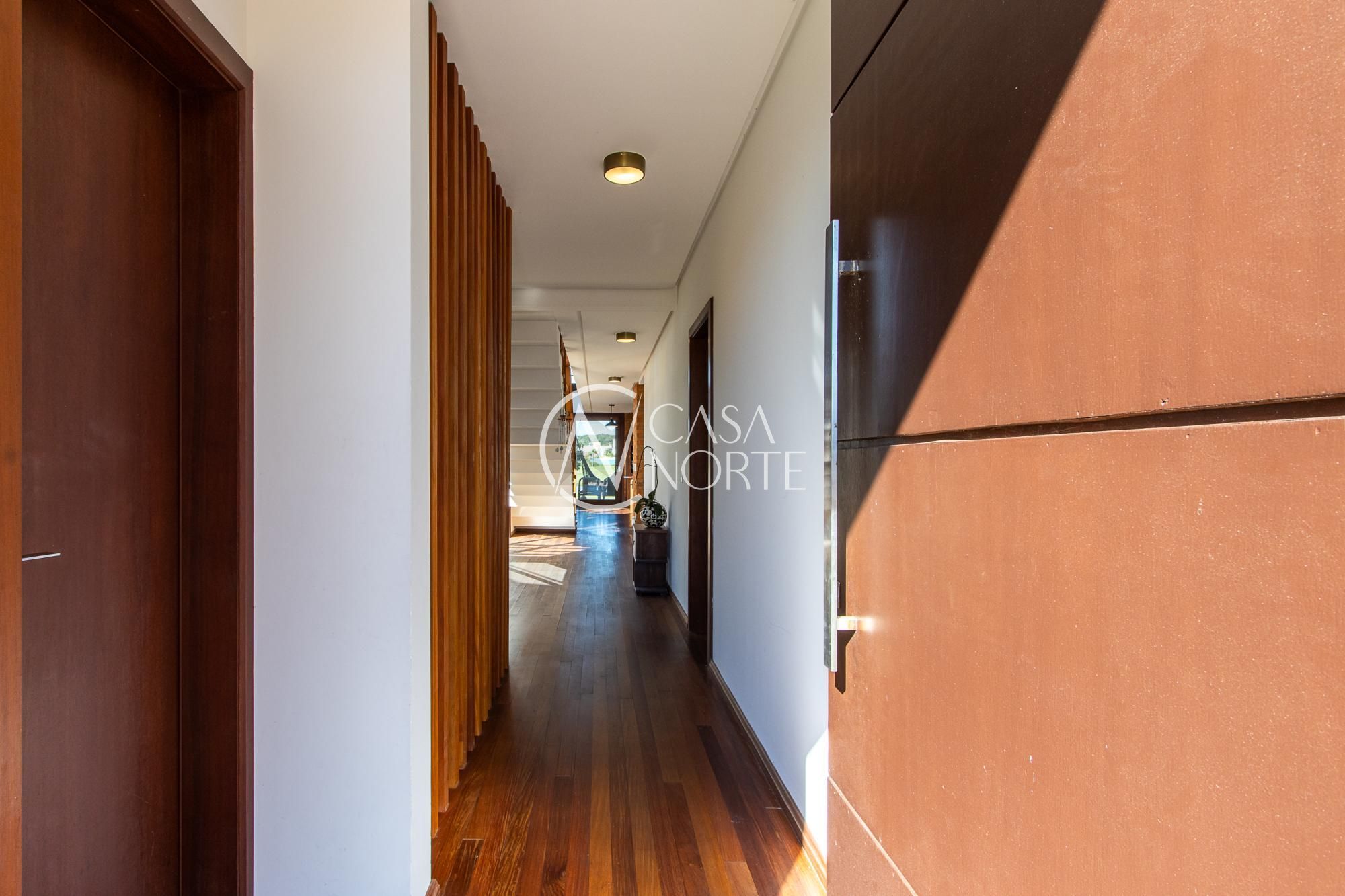 Casa de Condomínio à venda com 4 quartos, 336m², 4 suítes, 4 vagas, Avenida Juca Batista no bairro Terraville em Porto Alegre