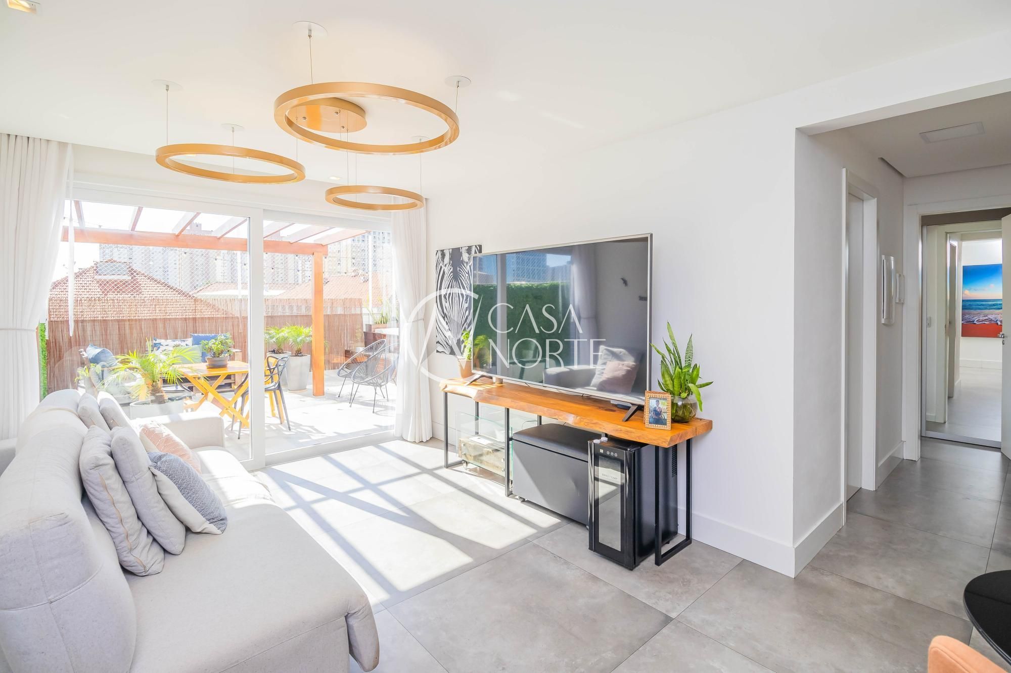 Apartamento Garden à venda com 3 quartos, 141m², 1 suíte, 2 vagas, Rua Alberto Silva no bairro Vila Ipiranga em Porto Alegre