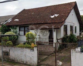 Terreno à venda  com 319m², Rua João Mora no bairro Camaquã em Porto Alegre
