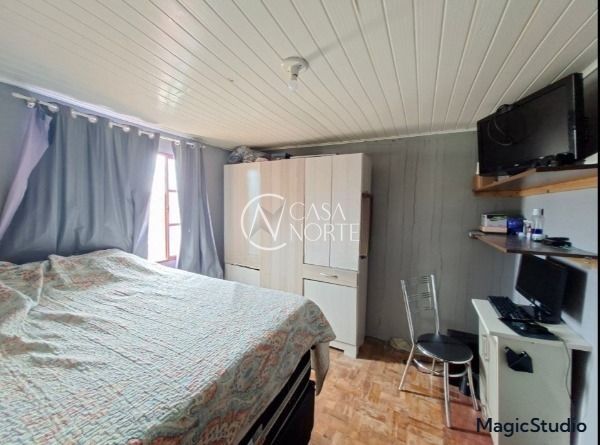 Casa à venda com 2 quartos, 102m², 2 vagas, Beco Domience Silva no bairro Ponta Grossa em Porto Alegre