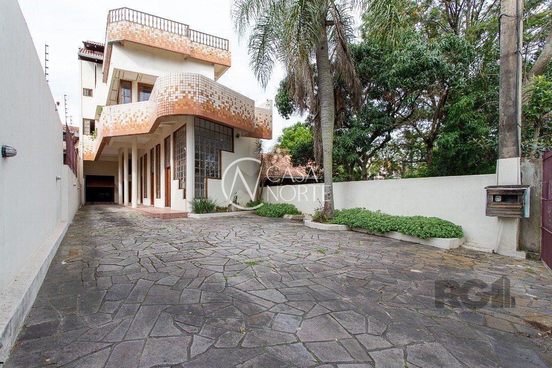 Prédio Comercial à venda , 574m², Avenida Coronel Marcos no bairro Pedra Redonda em Porto Alegre