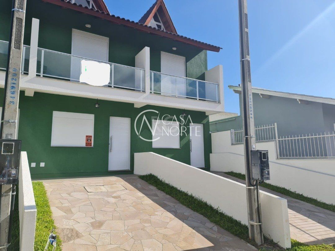 Casa à venda com 2 quartos, 74m², 1 suíte, 1 vaga, Rua Manoel Fernandes no bairro Guarujá em Porto Alegre