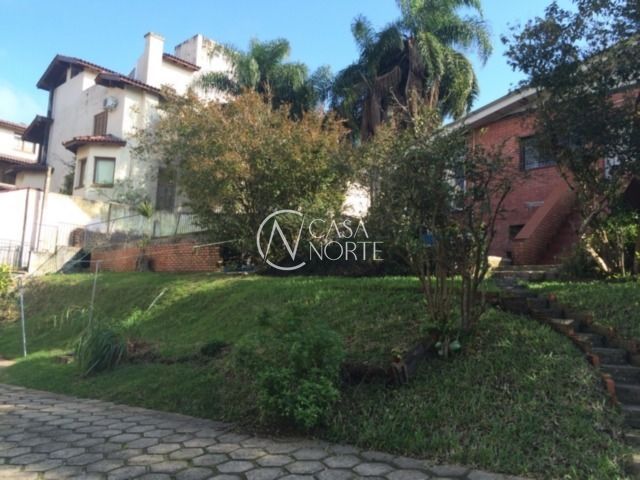 Terreno à venda  com 1800m², Rua Pinare no bairro Vila Assunção em Porto Alegre