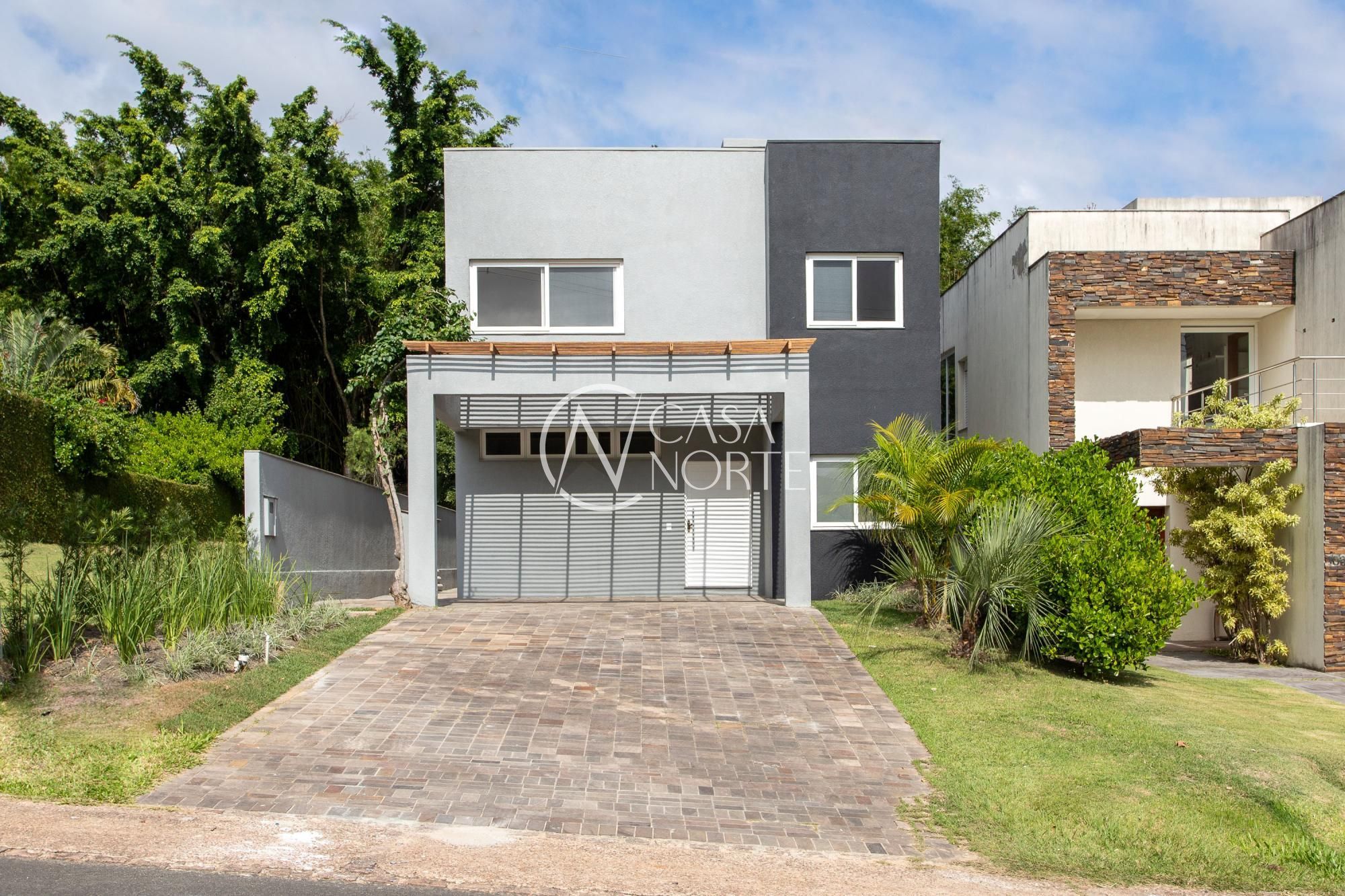 Casa de Condomínio à venda com 4 quartos, 500m², 4 suítes, 2 vagas, Avenida Juca Batista no bairro Belém Novo em Porto Alegre