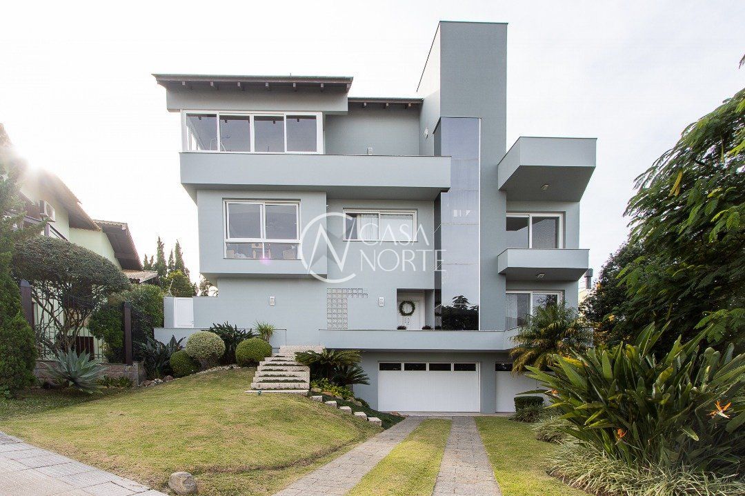 Casa de Condomínio à venda com 3 quartos, 700m², 1 suíte, 4 vagas, Rua Alcebíades Antônio dos Santos no bairro Nonoai em Porto Alegre