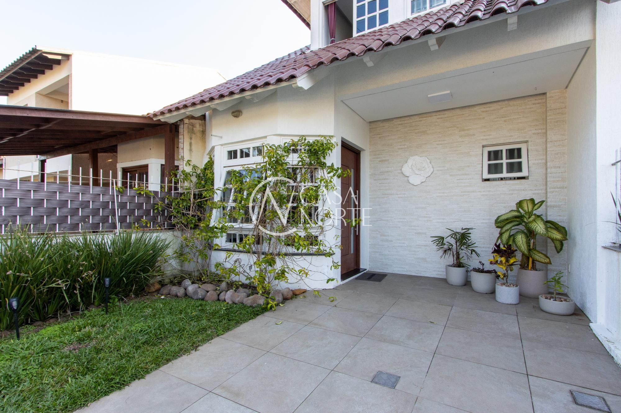 Casa à venda com 2 quartos, 115m², 1 suíte, 2 vagas, Rua Vacaria no bairro Aberta dos Morros em Porto Alegre