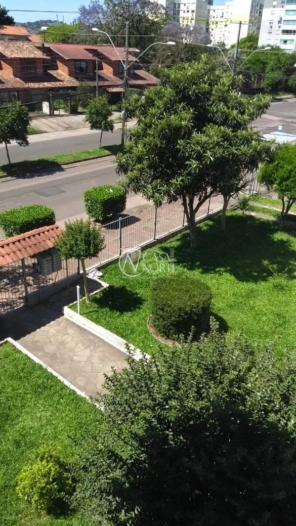 Apartamento à venda com 3 quartos, 81m², Rua Coronel Massot no bairro Cristal em Porto Alegre