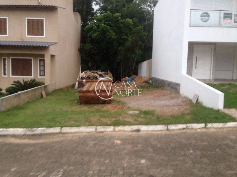 Terreno à venda  com 248m², Rua Adriano Pereira da Silva no bairro Vila Nova em Porto Alegre