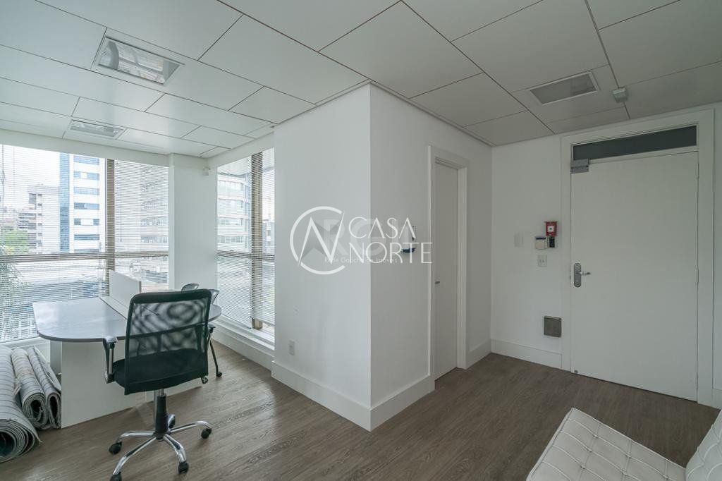 Sala Comercial à venda , 53m², 1 vaga, Rua Furriel Luiz Antônio de Vargas no bairro Bela Vista em Porto Alegre