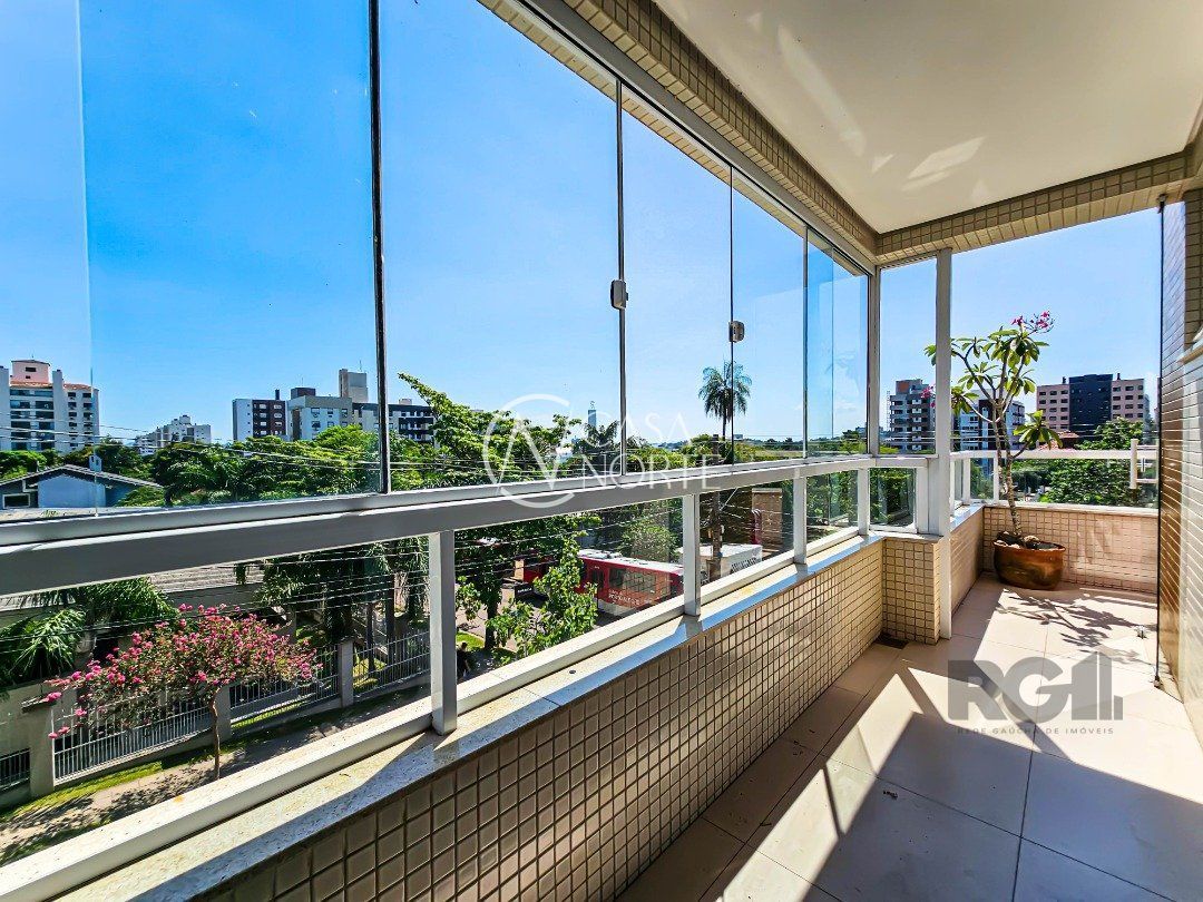 Apartamento à venda com 3 quartos, 152m², 1 suíte, 2 vagas, Rua Dona Paulina no bairro Tristeza em Porto Alegre