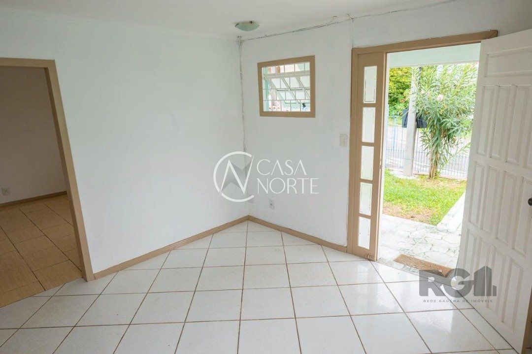 Casa à venda com 6 quartos, 150m², 4 vagas, Rua Odilson Rodrigues Barboza no bairro Espírito Santo em Porto Alegre