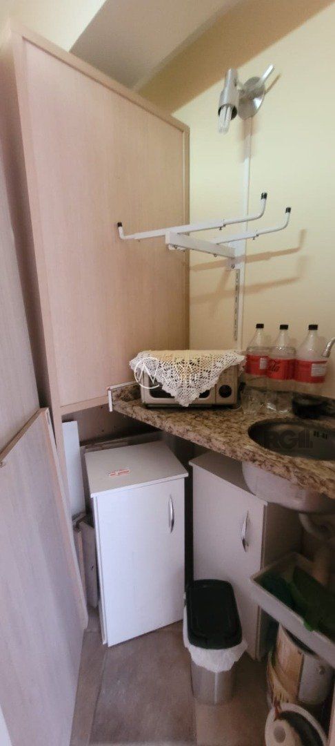 Sala Comercial à venda , 49m², Rua dos Andradas no bairro Centro Histórico em Porto Alegre