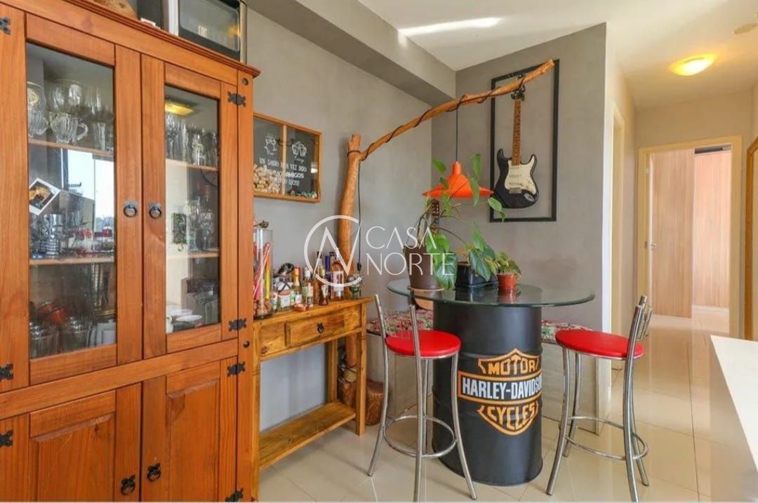 Apartamento à venda com 2 quartos, 55m², 1 suíte, 1 vaga, Rua Marechal Mesquita no bairro Teresópolis em Porto Alegre