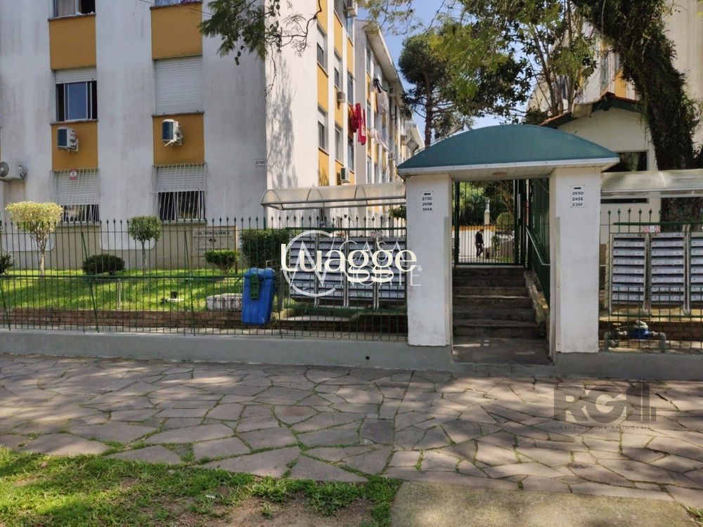 Apartamento à venda com 2 quartos, 52m², 1 vaga, Rua Joaquim de Carvalho no bairro Vila Nova em Porto Alegre