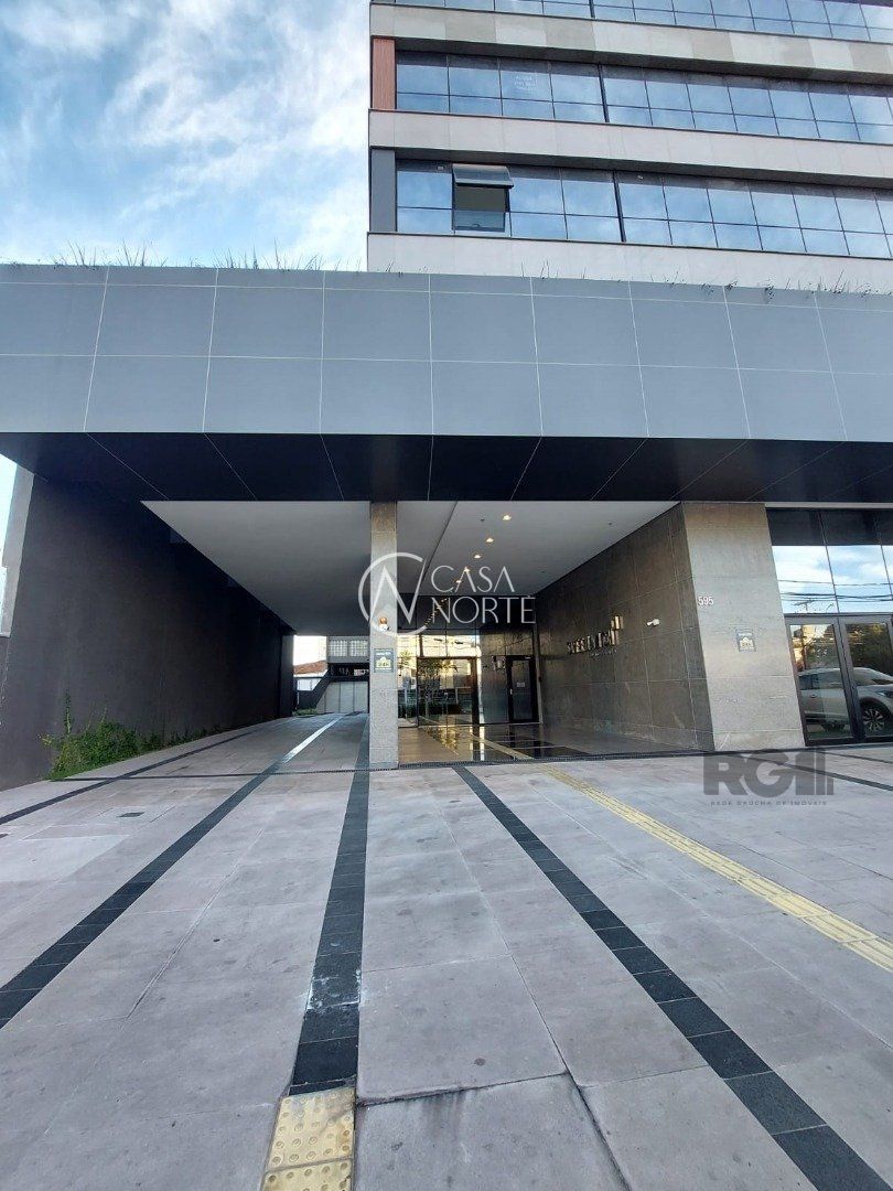Sala Comercial à venda , 37m², Avenida Erico Verissimo no bairro Menino Deus em Porto Alegre