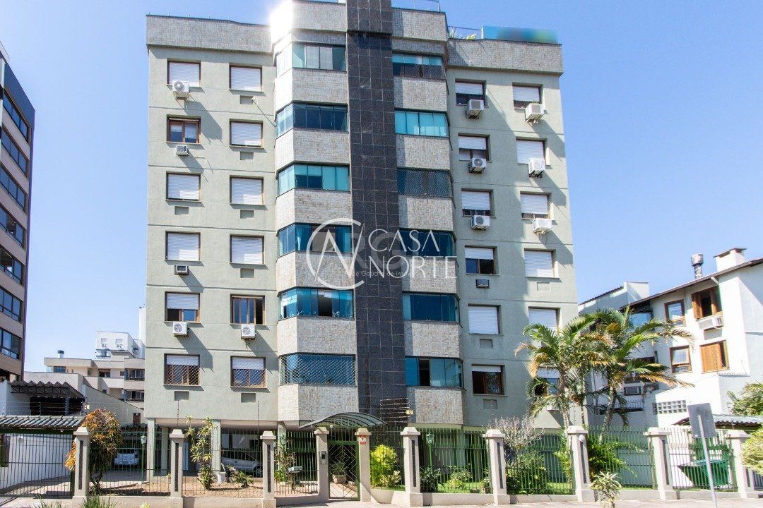 Cobertura à venda com 3 quartos, 213m², 1 suíte, 1 vaga, Rua Santa Vitoria no bairro Tristeza em Porto Alegre