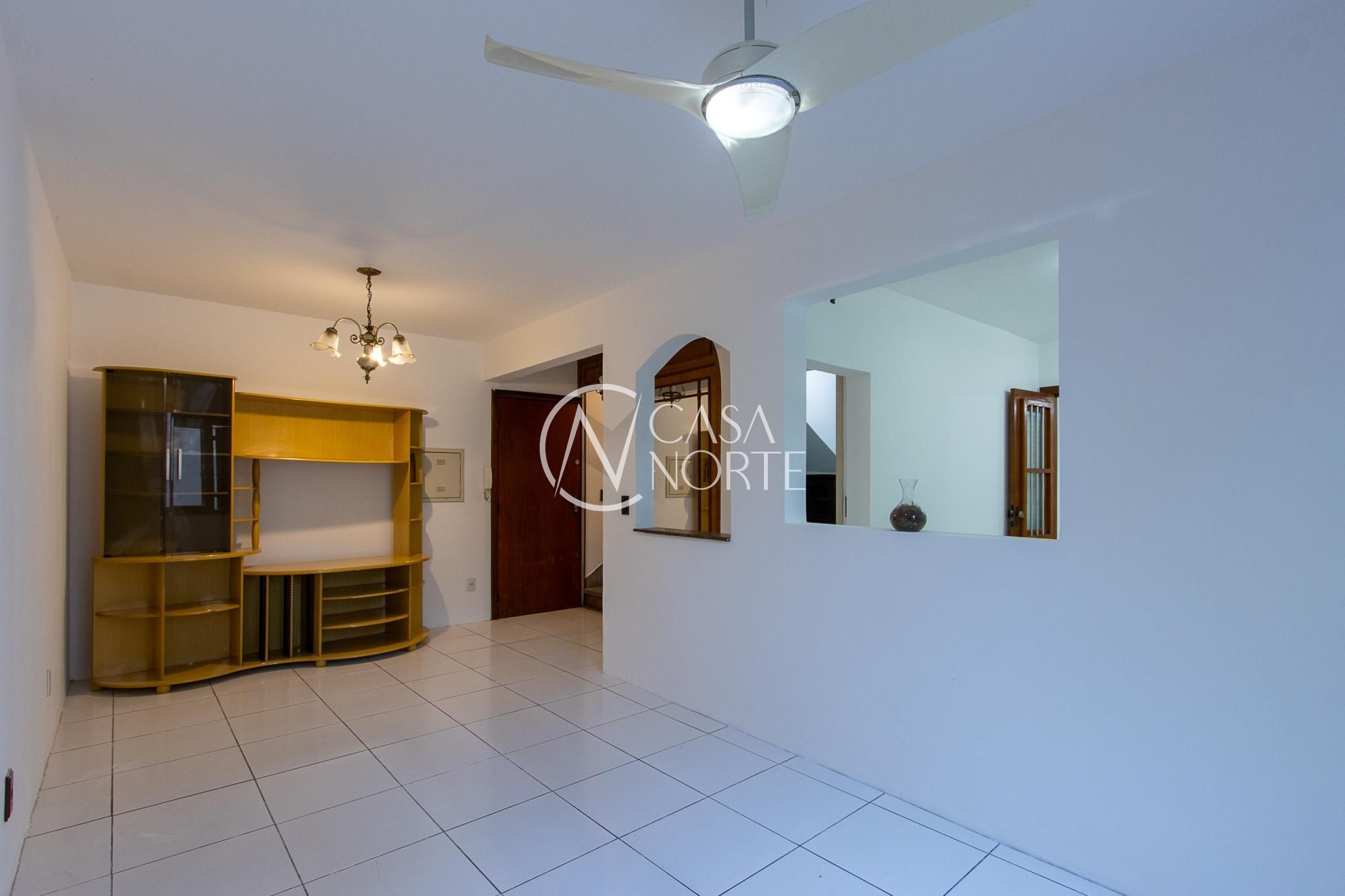 Casa de Condomínio à venda com 3 quartos, 116m², 1 vaga, Rua Jataí no bairro Cristal em Porto Alegre