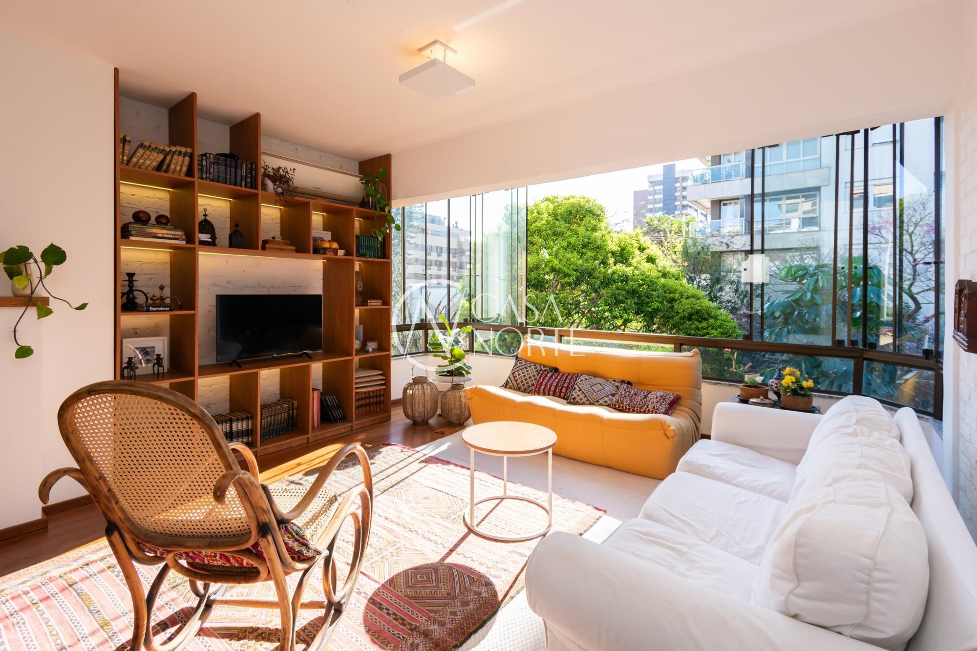 Apartamento à venda com 3 quartos, 122m², 2 suítes, 2 vagas, Avenida Bagé no bairro Petrópolis em Porto Alegre