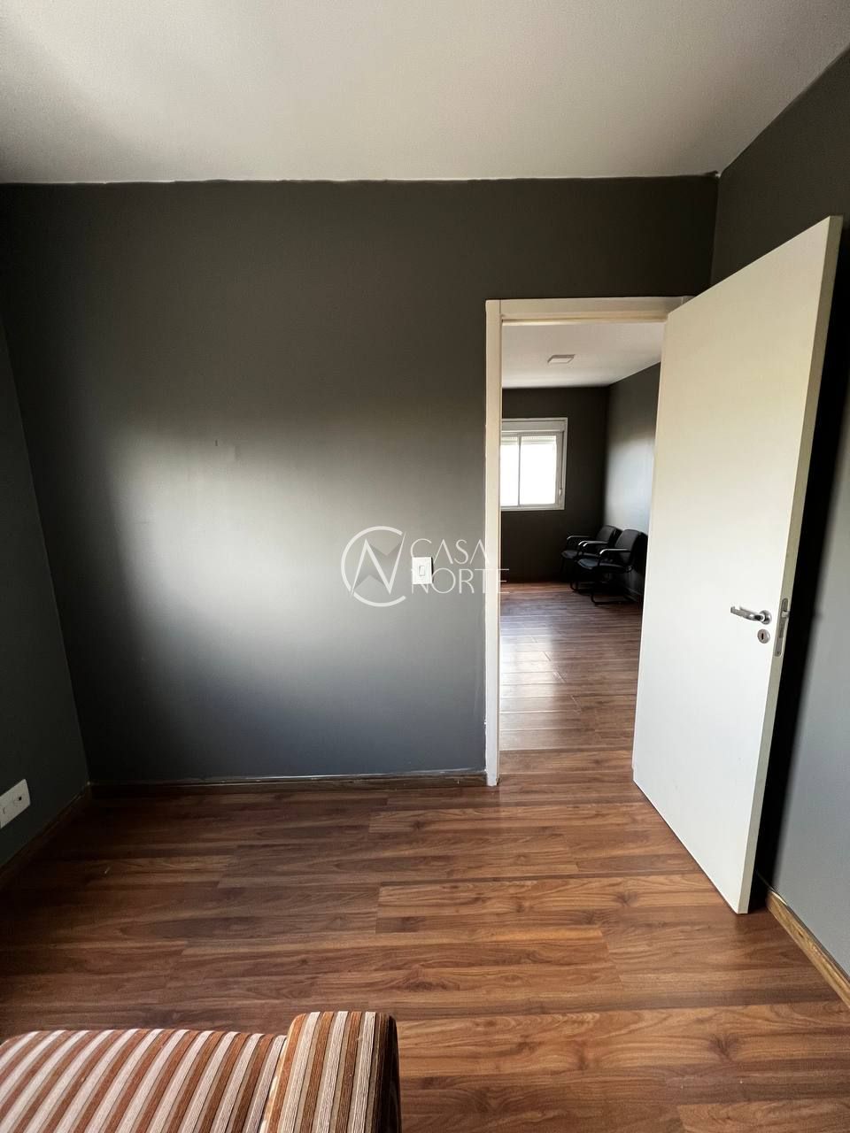 Apartamento à venda com 3 quartos, 65m², 1 suíte, Rua Airton Ferreira da Silva no bairro Farrapos em Porto Alegre