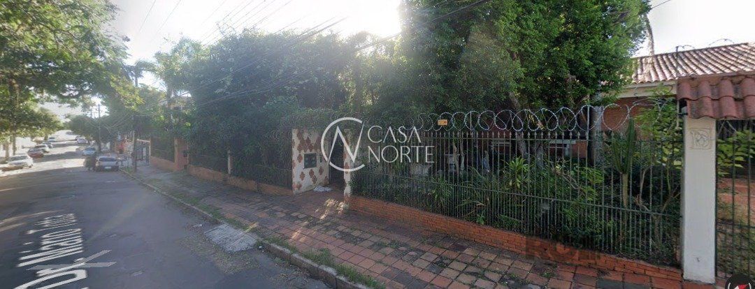 Terreno à venda  com 610m², Rua Doutor Mário Totta no bairro Tristeza em Porto Alegre
