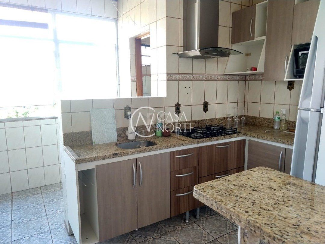 Apartamento à venda com 3 quartos, 92m², Avenida Farrapos no bairro Floresta em Porto Alegre