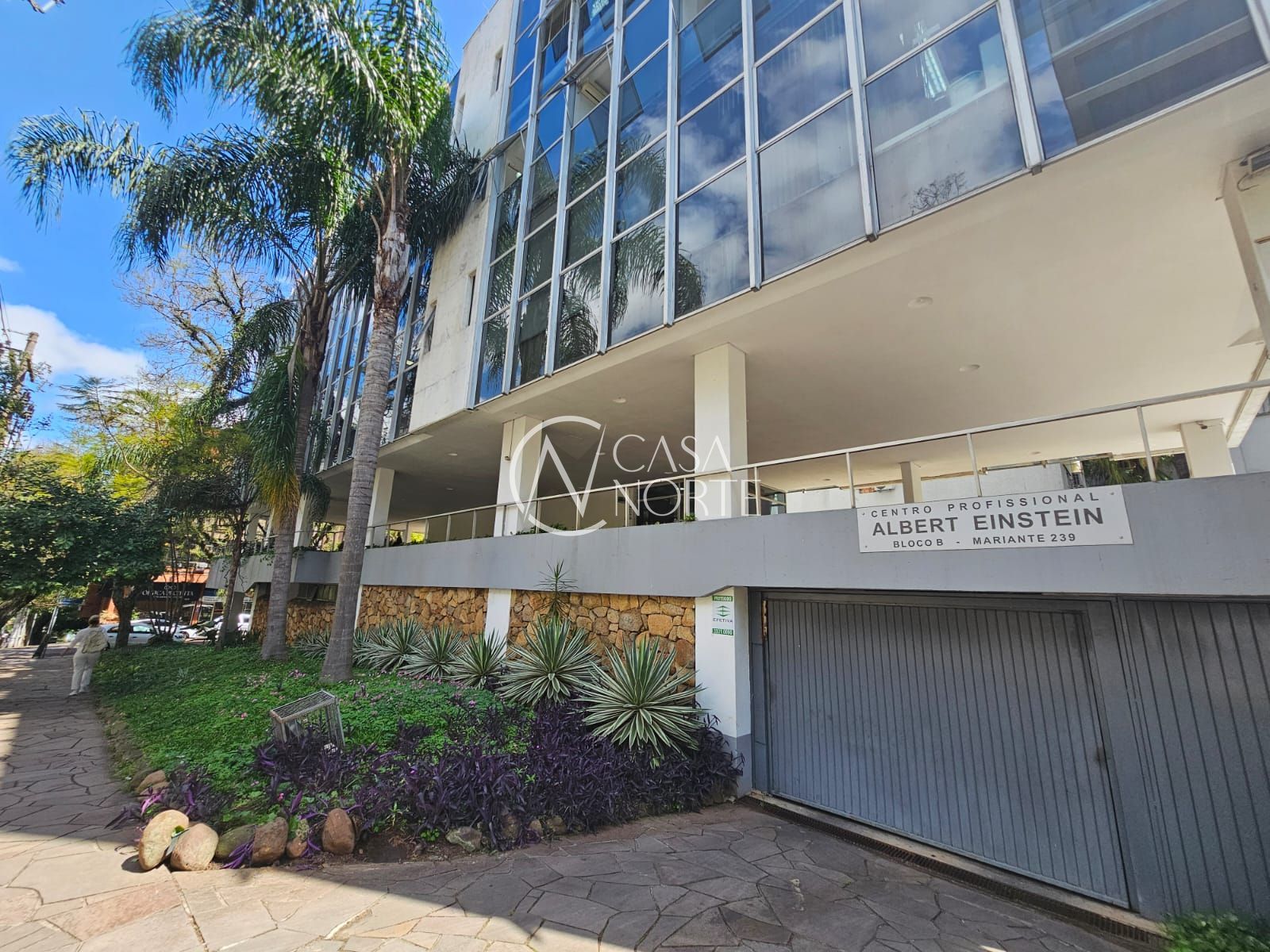 Conjunto Comercial à venda com 2 quartos, 59m², 2 vagas, Rua Mariante no bairro Rio Branco em Porto Alegre