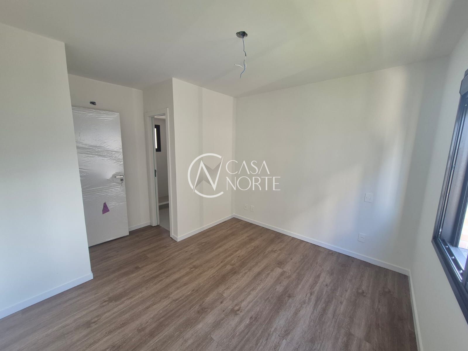 Apartamento à venda com 2 quartos, 63m², 1 suíte, 1 vaga, Avenida Otto Niemeyer no bairro Tristeza em Porto Alegre