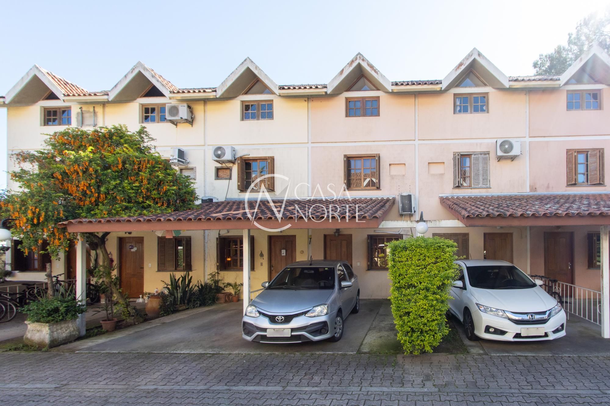 Casa de Condomínio à venda com 3 quartos, 93m², 1 vaga, Rua Padre João Batista Reus no bairro Vila Conceição em Porto Alegre