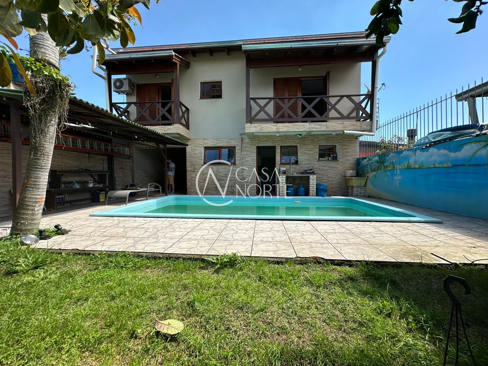 Casa à venda com 3 quartos, 237m², 1 suíte, 2 vagas, Rua Chico Xavier no bairro Ponta Grossa em Porto Alegre