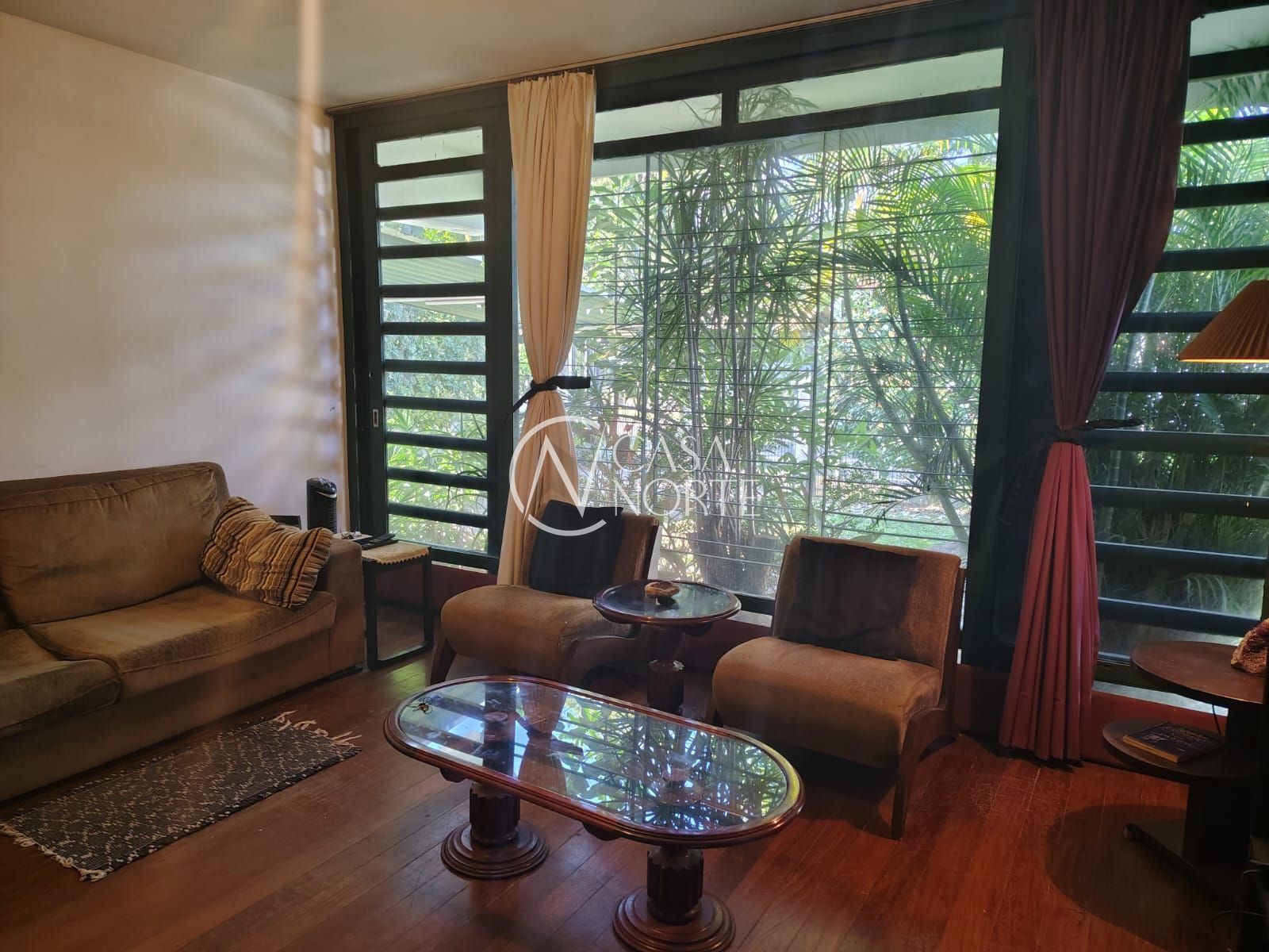 Casa à venda com 3 quartos, 253m², 1 suíte, 2 vagas, Avenida Arlindo Pasqualini no bairro Jardim Isabel em Porto Alegre