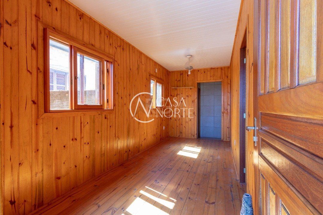 Casa à venda com 2 quartos, 54m², 2 vagas, Rua dos Guananas no bairro Espírito Santo em Porto Alegre