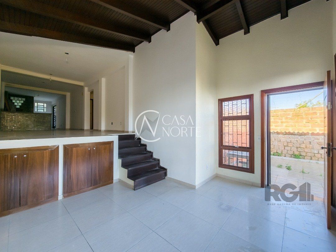 Casa à venda com 3 quartos, 99m², 1 suíte, 1 vaga, Rua Osmar Meletti no bairro Espírito Santo em Porto Alegre